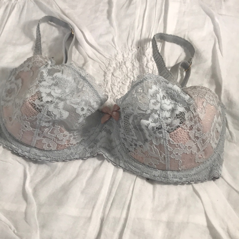 GORGEOUS ice blue lace balconette bra